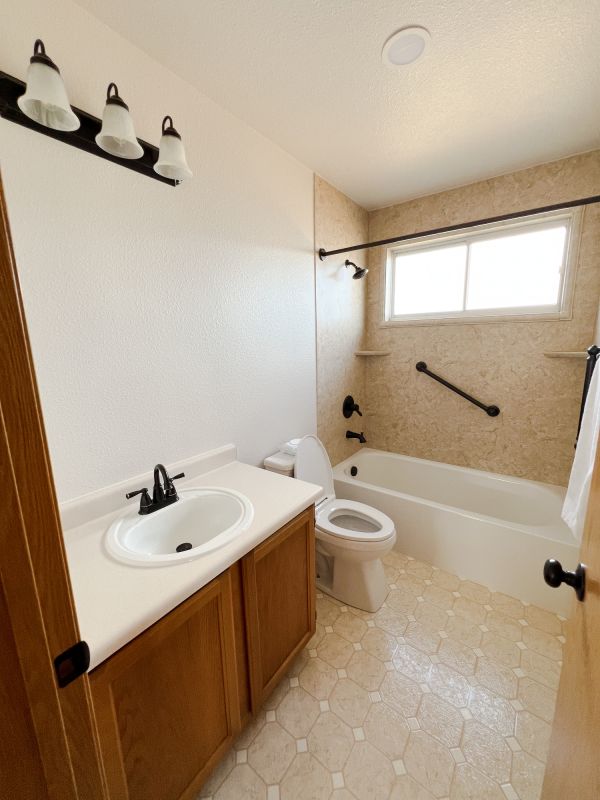 Top Bathroom Remodeling Companies in Hicksville, NY